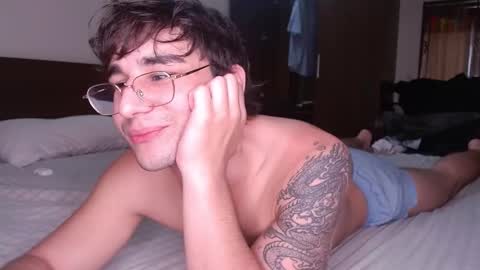 Alex   online show from 12-14-25, 02:39