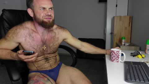 Stewart Barnz online show from 10-25-25, 01:07