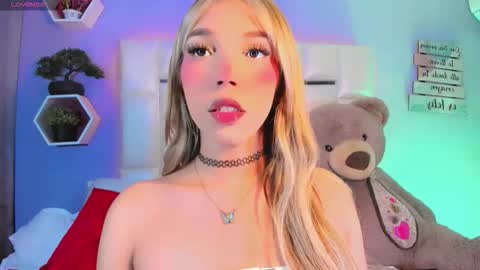 Steisee Reyes online show from 10-11-25, 10:41