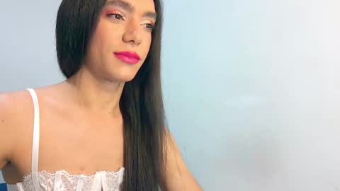 sthefany2512 online show from 03-20-26, 01:43