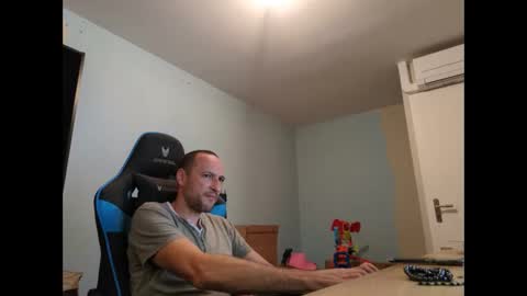 stickolive1 online show from 09-17-25, 08:43