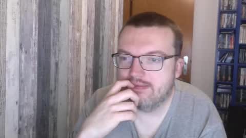 Snapshot of still_alive1985 chatting on 09-14-25, 07:18 Oliver online show from 09-14-25, 07:18