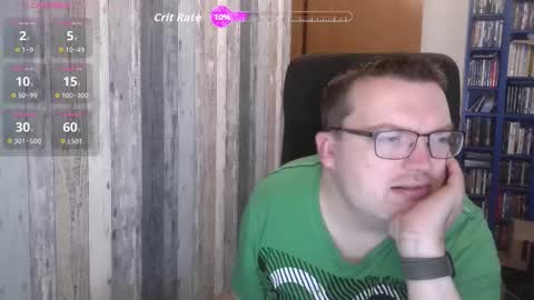 Snapshot of still_alive1985 chatting on 10-11-25, 09:08 Oliver online show from 10-11-25, 09:08