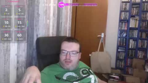 Snapshot of still_alive1985 chatting on 10-27-25, 07:12 Oliver online show from 10-27-25, 07:12