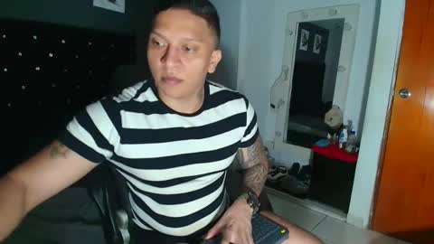 stily online show from 10-20-25, 03:40