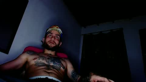 Snapshot of stivenunivers996 chatting on 01-21-25, 01:08 stiven online show from 01-21-25, 01:08