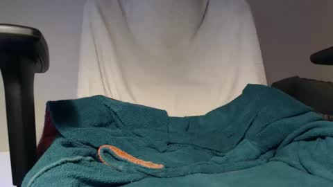 stivglatpik online show from 10-26-25, 08:37