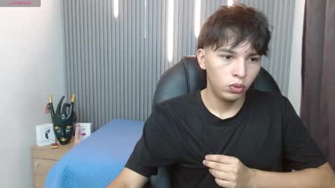 Stiwen online show from 04-18-26, 03:16