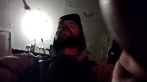 Snapshot of stokely571996 chatting on 11-30-25, 12:42 Oval2022 online show from 11-30-25, 12:42