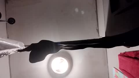 Snapshot of stokely571996 chatting on 12-04-25, 11:41 Oval2022 online show from 12-04-25, 11:41