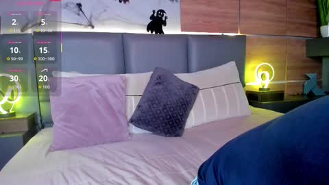 Stone Lee  online show from 11-01-25, 02:57