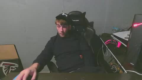 Snapshot of stonedpanda77 chatting on 12-30-24, 08:10 stonedpanda77 online show from 12-30-24, 08:10