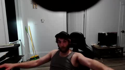 Snapshot of stonedpanda77 chatting on 10-31-25, 03:18 stonedpanda77 online show from 10-31-25, 03:18