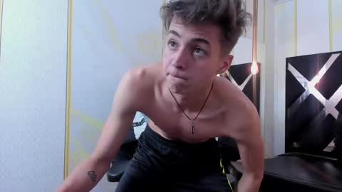 stonne69 online show from 03-04-25, 10:16