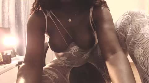 taira altair maturana online show from 03-07-25, 10:21