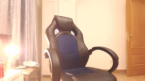 taira altair maturana online show from 03-08-25, 04:34