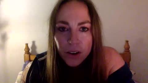 Stormy Reeves online show from 12-17-25, 02:06