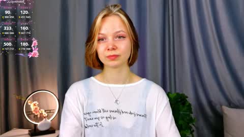 Snapshot of stormymuse chatting on 02-12-26, 01:06 Luna online show from 02-12-26, 01:06