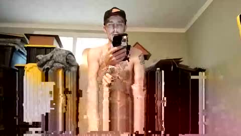 Snapshot of str33twyz3 chatting on 10-15-25, 02:06 Streetwyze online show from 10-15-25, 02:06