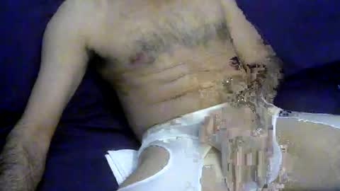 straightboytoy713851 online show from 11-07-25, 09:48