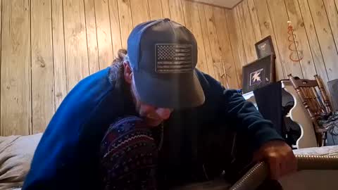 Snapshot of straighttoy chatting on 09-26-25, 12:25 straighttoy online show from 09-26-25, 12:25