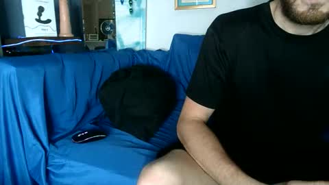 straitpipermann22 online show from 11-23-25, 08:41