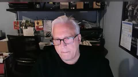 Snapshot of strkgforyou chatting on 11-12-25, 09:25 Stroking For You online show from 11-12-25, 09:25