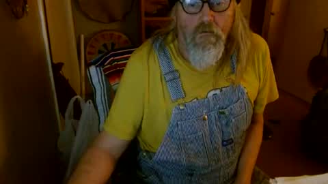 Snapshot of stroknpoker chatting on 12-25-24, 07:57 stroknpoker online show from 12-25-24, 07:57