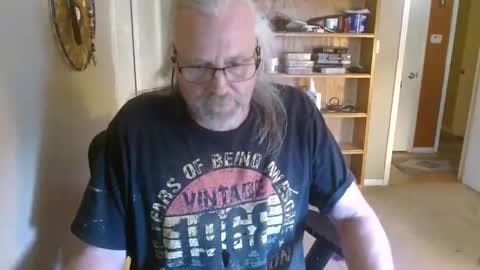 Snapshot of stroknpoker chatting on 10-05-25, 10:18 stroknpoker online show from 10-05-25, 10:18