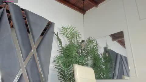 Alexa   online show from 01-17-25, 11:06