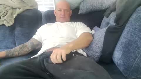 StrongAndHard online show from 11-02-25, 01:46