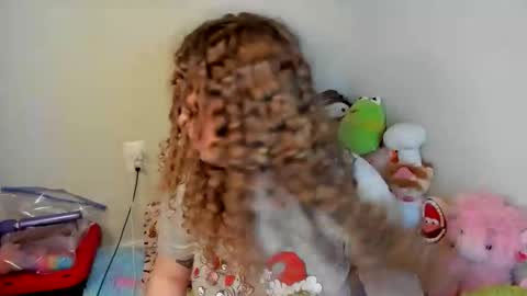 Strwbby online show from 12-04-25, 02:43