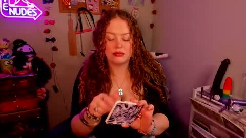 Snapshot of strwbby chatting on 02-08-26, 06:28 Strwbby online show from 02-08-26, 06:28