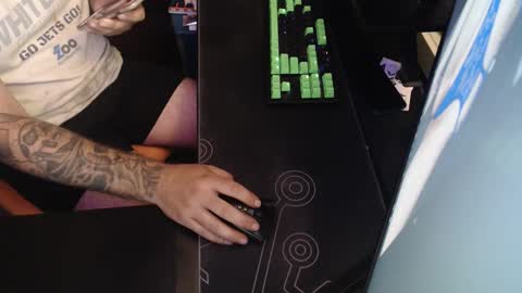 Snapshot of stud69861714 chatting on 09-19-25, 07:10 stud69861714 online show from 09-19-25, 07:10