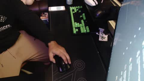 Snapshot of stud69861714 chatting on 09-28-25, 07:25 stud69861714 online show from 09-28-25, 07:25