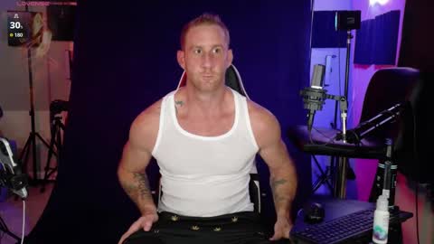 Ryan Long online show from 10-13-25, 01:27