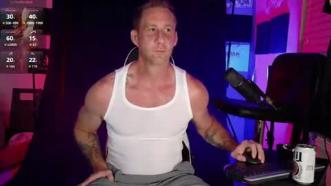 Snapshot of studforyouall chatting on 07-07-26, 04:04 Ryan Long online show from 07-07-26, 04:04