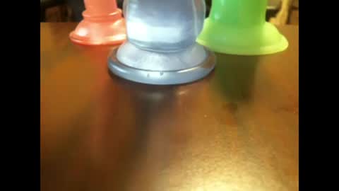 Snapshot of studinto chatting on 01-01-25, 12:32 BadBrad online show from 01-01-25, 12:32