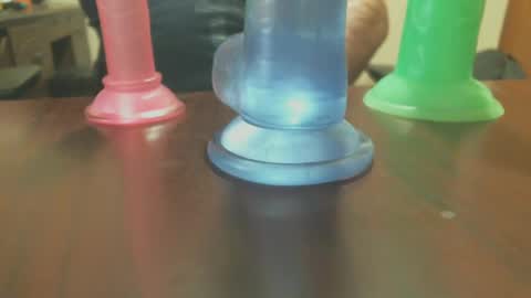 Snapshot of studinto chatting on 02-19-25, 11:06 BadBrad online show from 02-19-25, 11:06