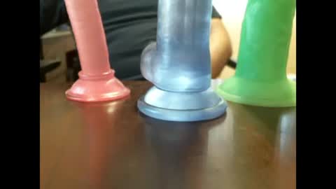 Snapshot of studinto chatting on 02-19-25, 08:52 BadBrad online show from 02-19-25, 08:52