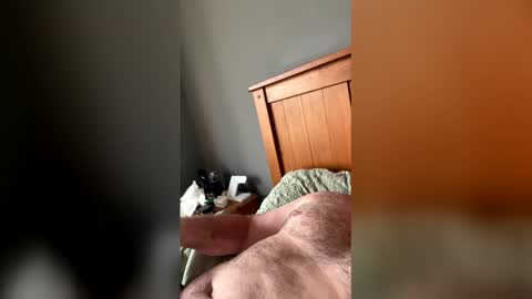 Snapshot of stumpyj2266 chatting on 03-04-26, 04:35 stumpyj2266 online show from 03-04-26, 04:35