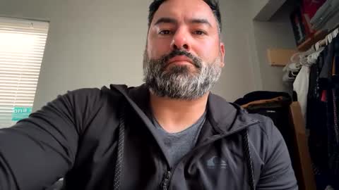 Snapshot of suavecito67 chatting on 02-08-25, 09:15 suavecito67 online show from 02-08-25, 09:15