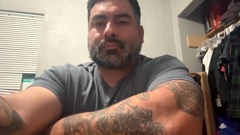 Snapshot of suavecito67 chatting on 02-21-25, 03:12 suavecito67 online show from 02-21-25, 03:12