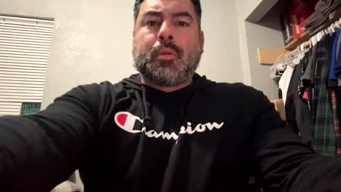 Snapshot of suavecito67 chatting on 02-21-25, 08:29 suavecito67 online show from 02-21-25, 08:29