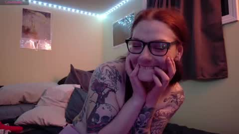 Snapshot of subbypunkruby77 chatting on 02-14-25, 05:41 SubbyPunkRuby online show from 02-14-25, 05:41