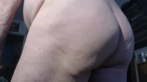 Snapshot of subibuns chatting on 01-22-25, 09:24 Marcel online show from 01-22-25, 09:24