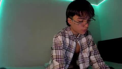 Snapshot of submissive_boyy_ chatting on 02-12-25, 03:38 nico online show from 02-12-25, 03:38