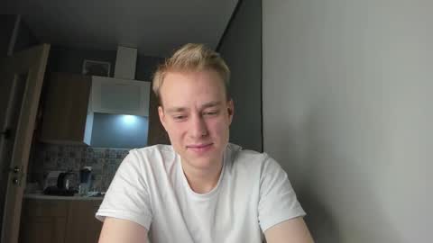 Snapshot of successful_kevin chatting on 09-21-25, 08:21 Kevin online show from 09-21-25, 08:21