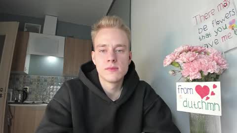 Snapshot of successful_kevin chatting on 10-12-25, 04:50 Kevin online show from 10-12-25, 04:50