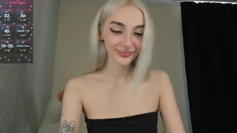 Chloe online show from 09-12-25, 01:00